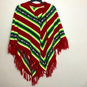 Onesize vintage poncho fringe made in Ecuador